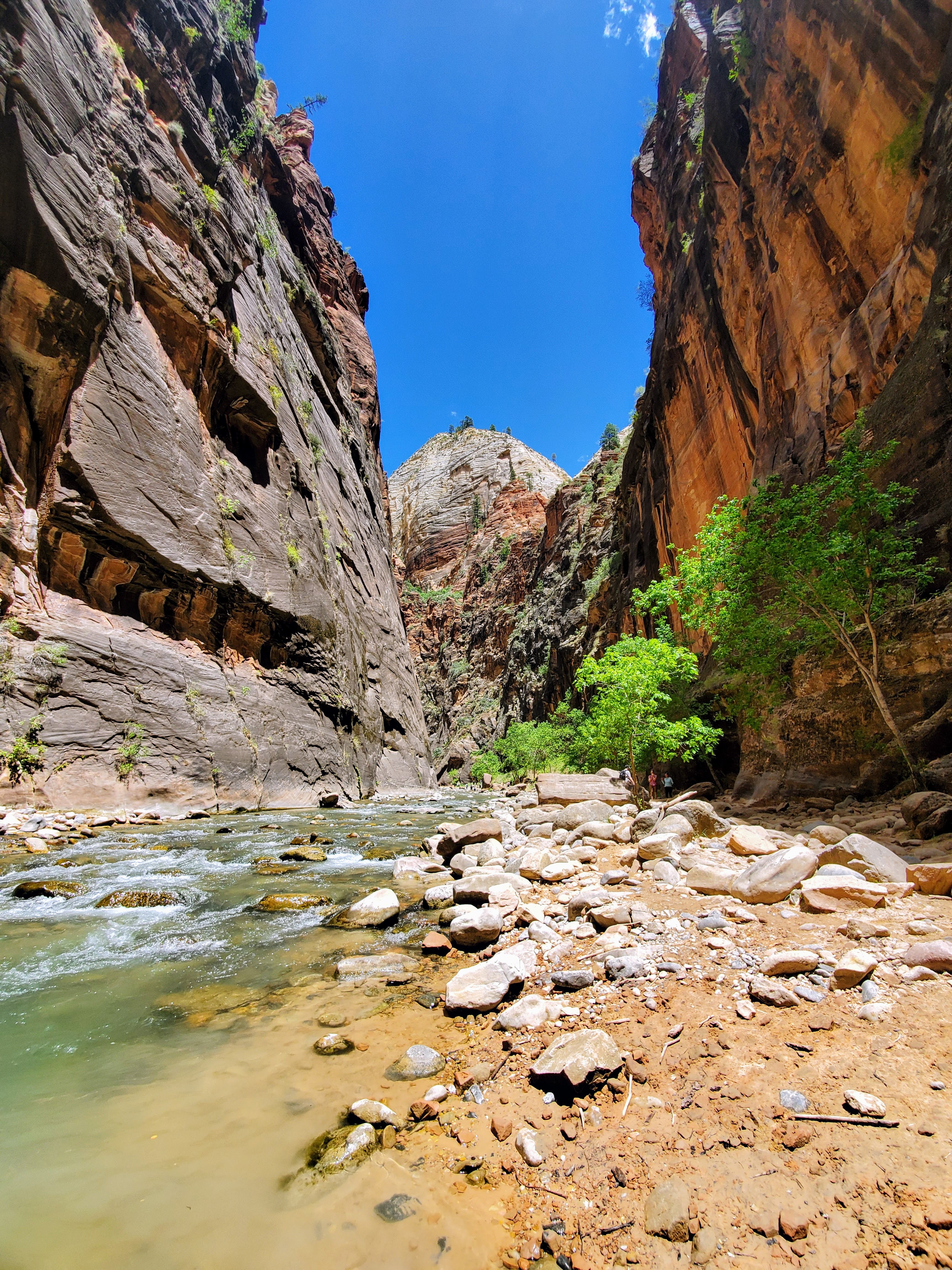 narrows